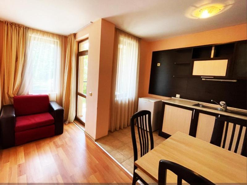 South Beach Hotel - New Management And Free Beach Access Царёво Экстерьер фото