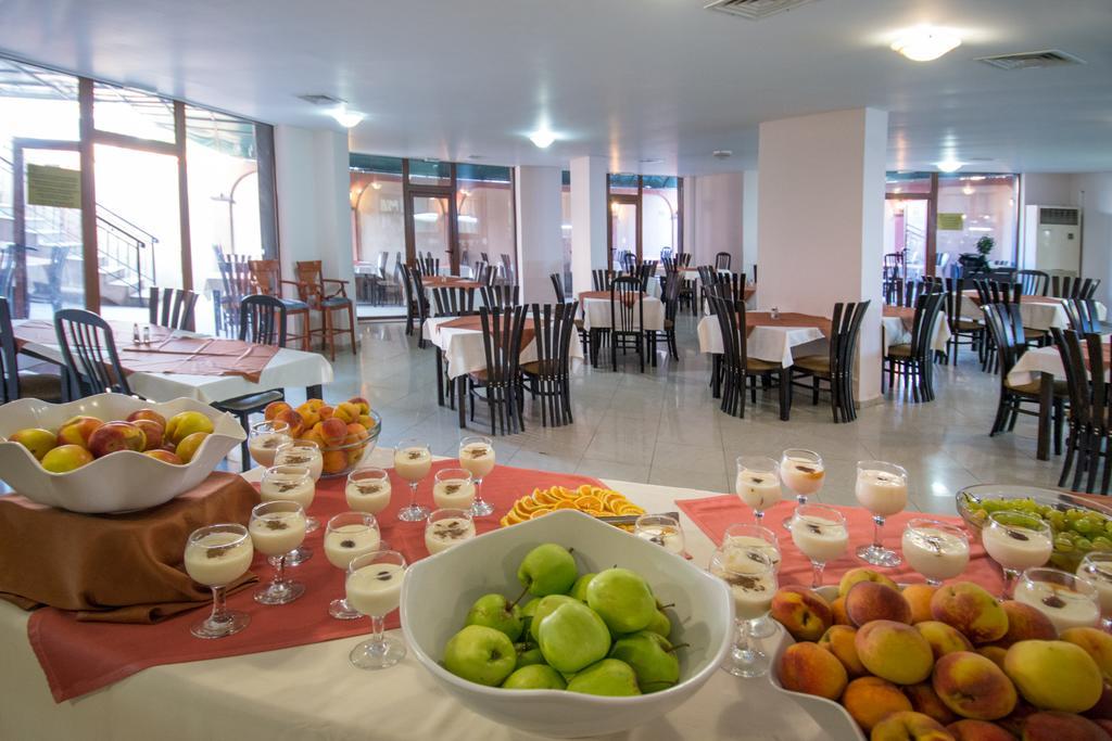 South Beach Hotel - New Management And Free Beach Access Царёво Экстерьер фото